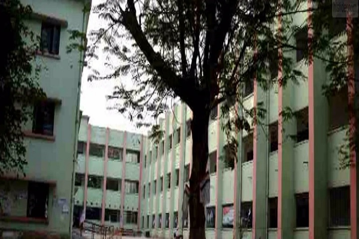 https://cache.careers360.mobi/media/colleges/social-media/media-gallery/8837/2020/10/15/Campus View of Durgapur Government College Durgapur_Campus-View.jpg